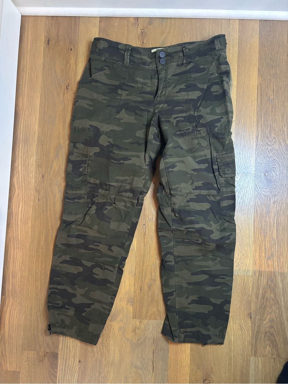 Women’s Sanctuary Rebel  Camo Cargo Pants - Olive Green